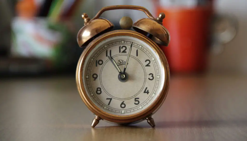 Alarm alarm clock antique bell